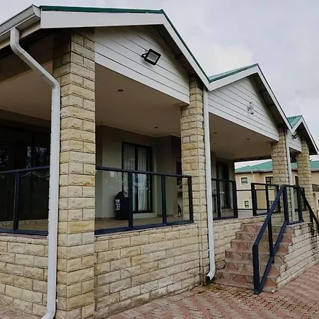 8Sindoor Indoor Pool4 Bedroom Villagreat View And Backup Power Clarens Exterior photo