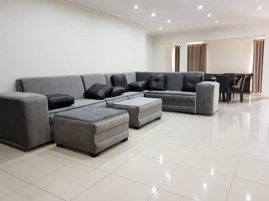 Apartment 8sindoor Indoor Pool4 Bedroom Villagreat View And Backup Power Clarens